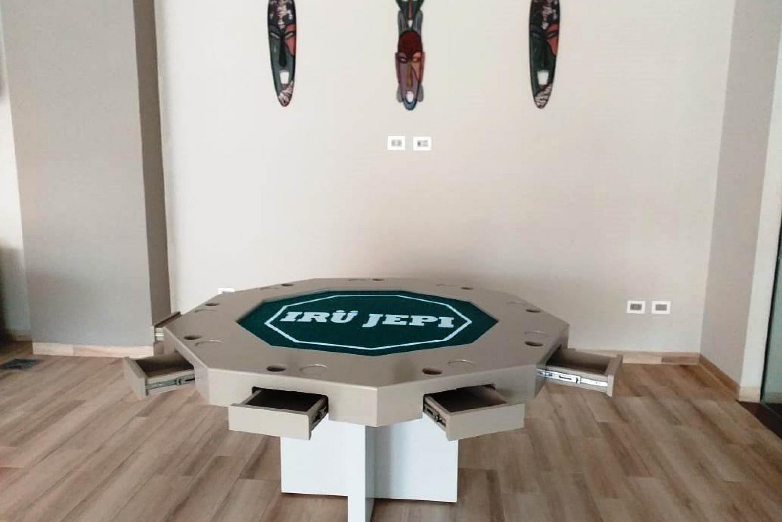 MESA DE POKER