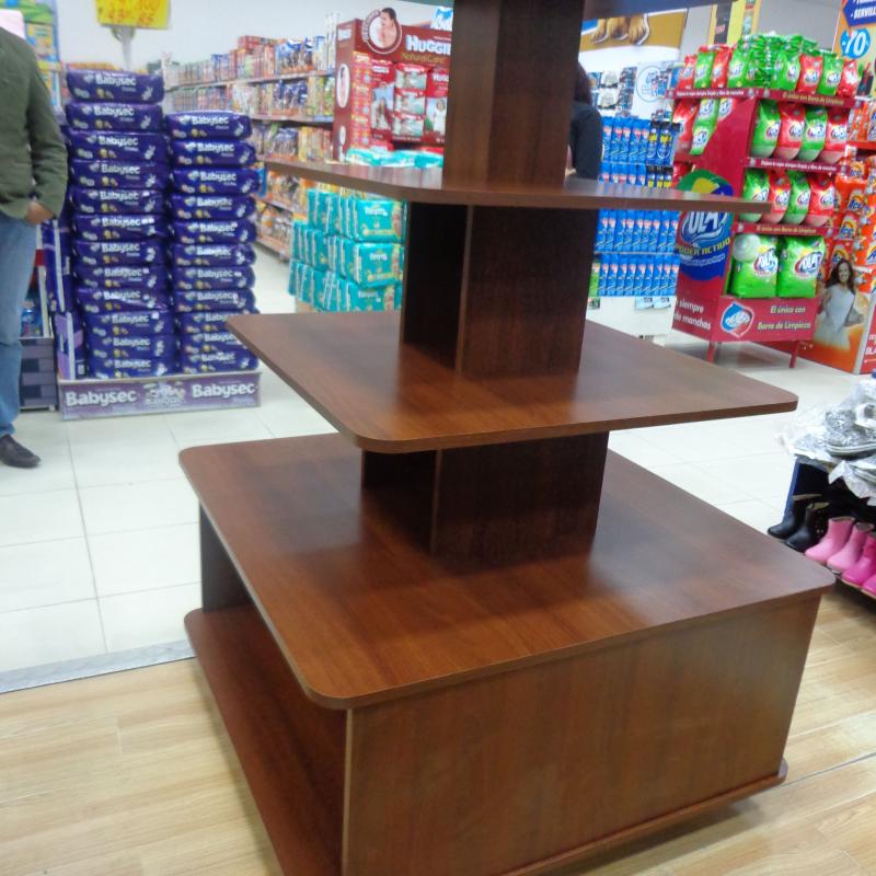 MUEBLES PARA TIENDAS COMERCIALES